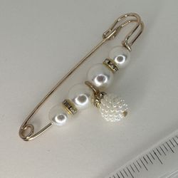 Decorative Pin, Pearls 