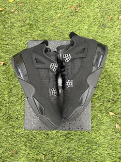 Air Jordan 4 Retro “Black Cat”