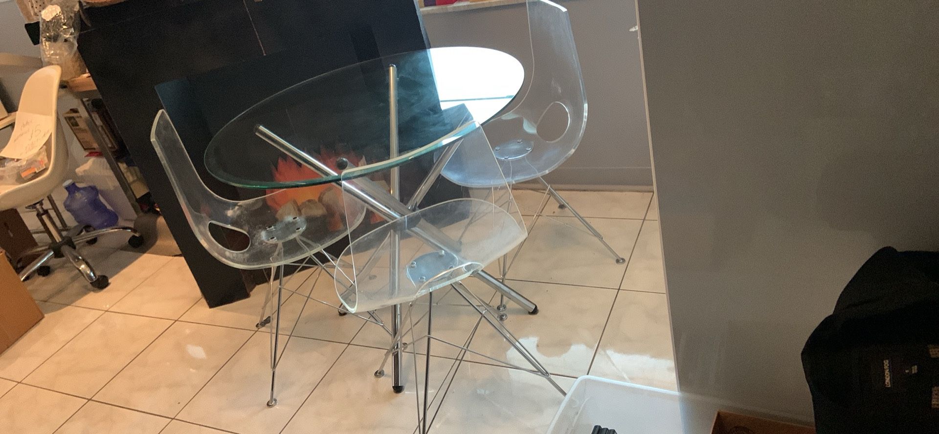 Modern Dining Furniture. Eurway Catalog Brand 33 In Round Diameter Tempered Glass Chrome Table,  Lucite Chrome Chairs. Table Is $200 And Chairs $50 Ea