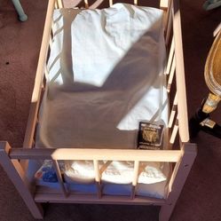 Doll/Children's Furniture 