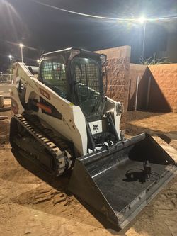 Bobcat T650 Compact Track Loader