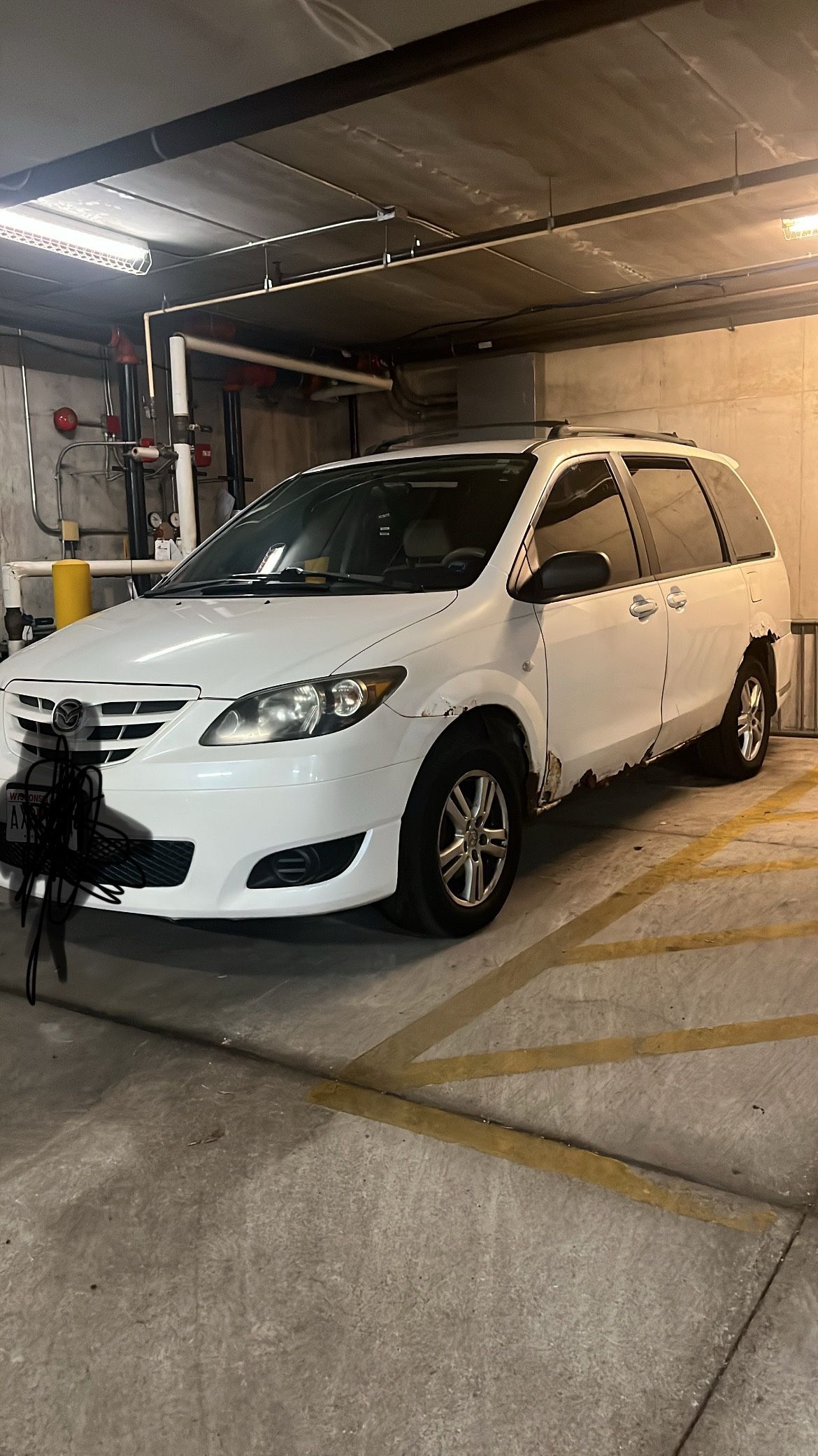 2005 Mazda MPV