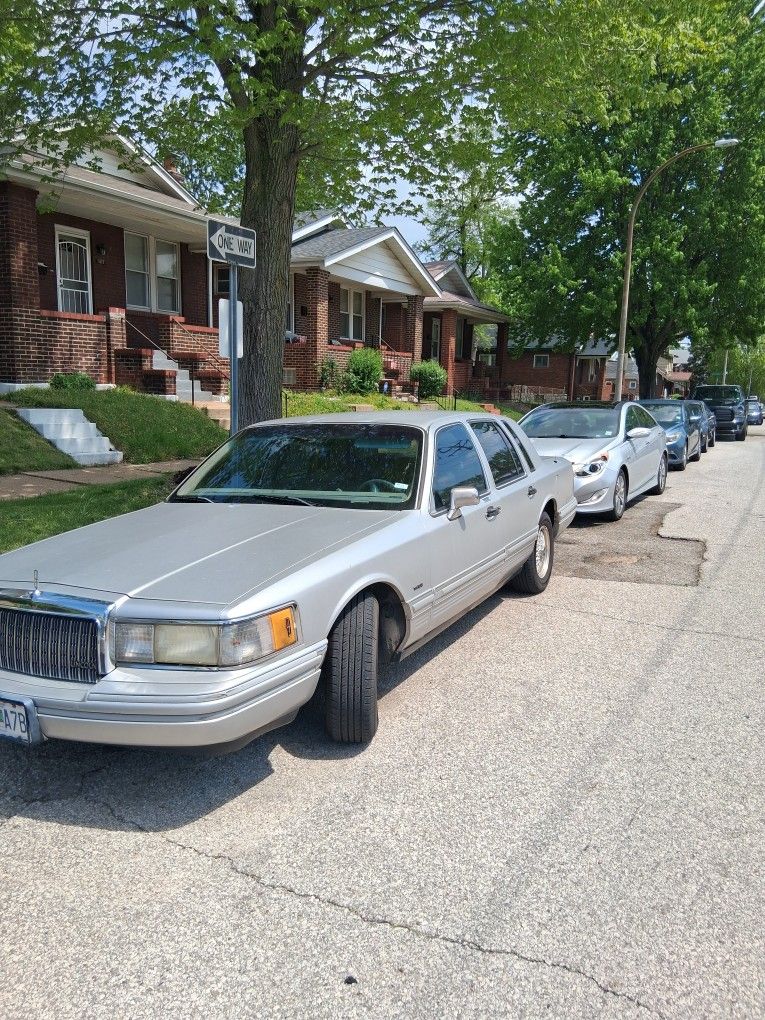 1993 Lincoln Town Car