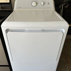 GE Electric dryer (1 month warranty)