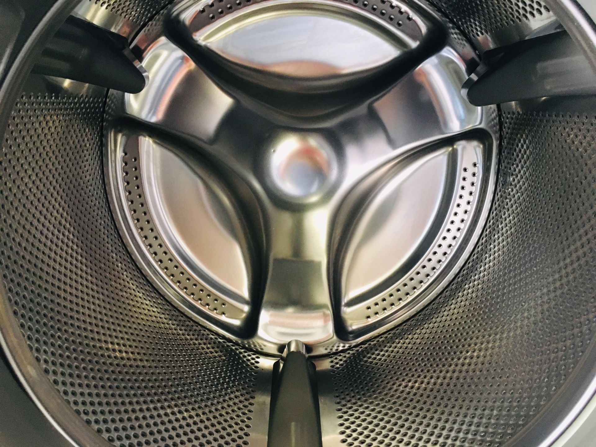 Kenmore Elite He3t Front Load Set With Pedestals for Sale in Layton, UT