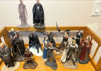 2014 Game of Thrones 7.5" Figure Dark Horse Statue