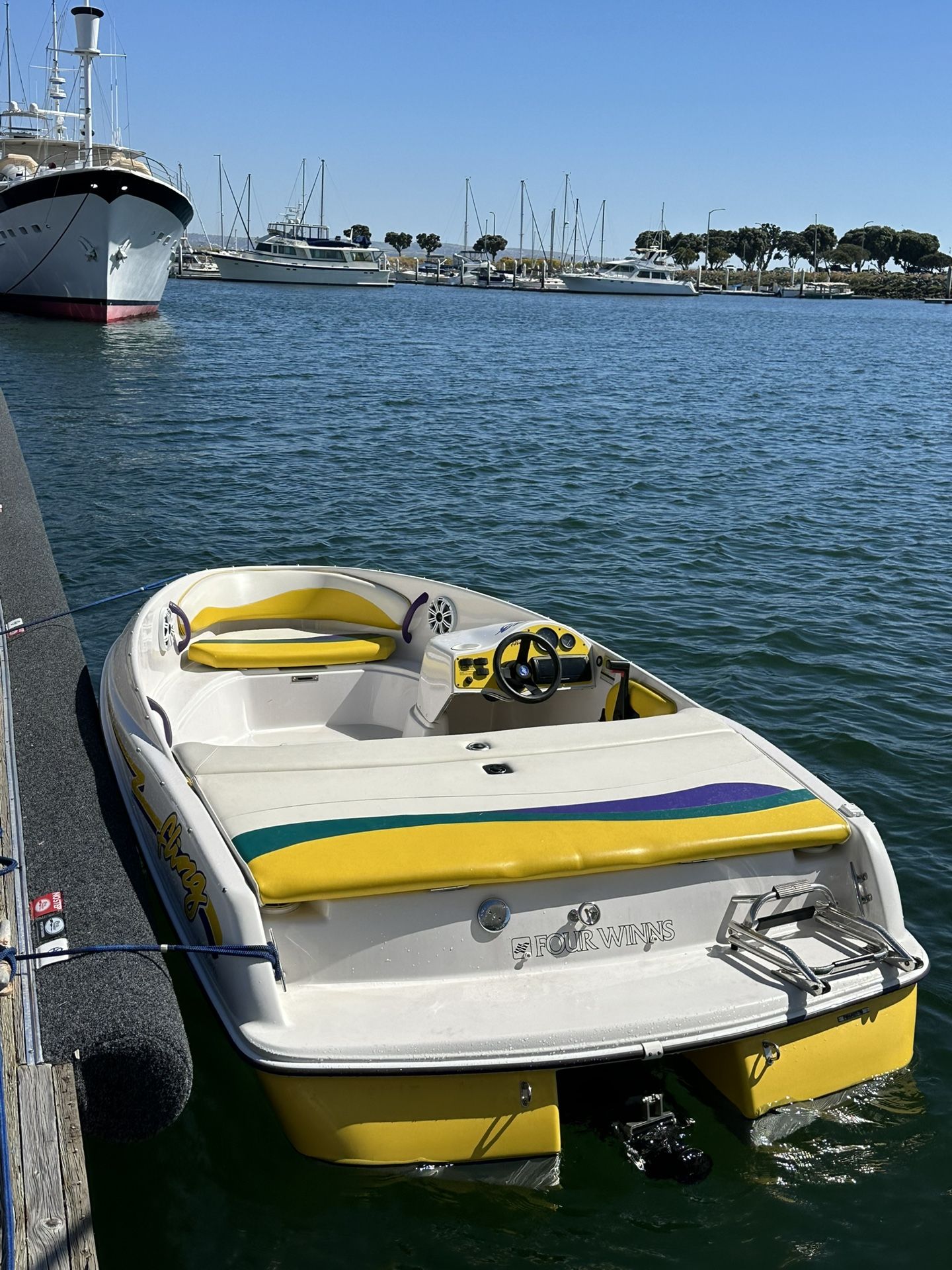 1998 Four Winns Fling Fling