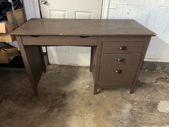 Work Desk With Drawers