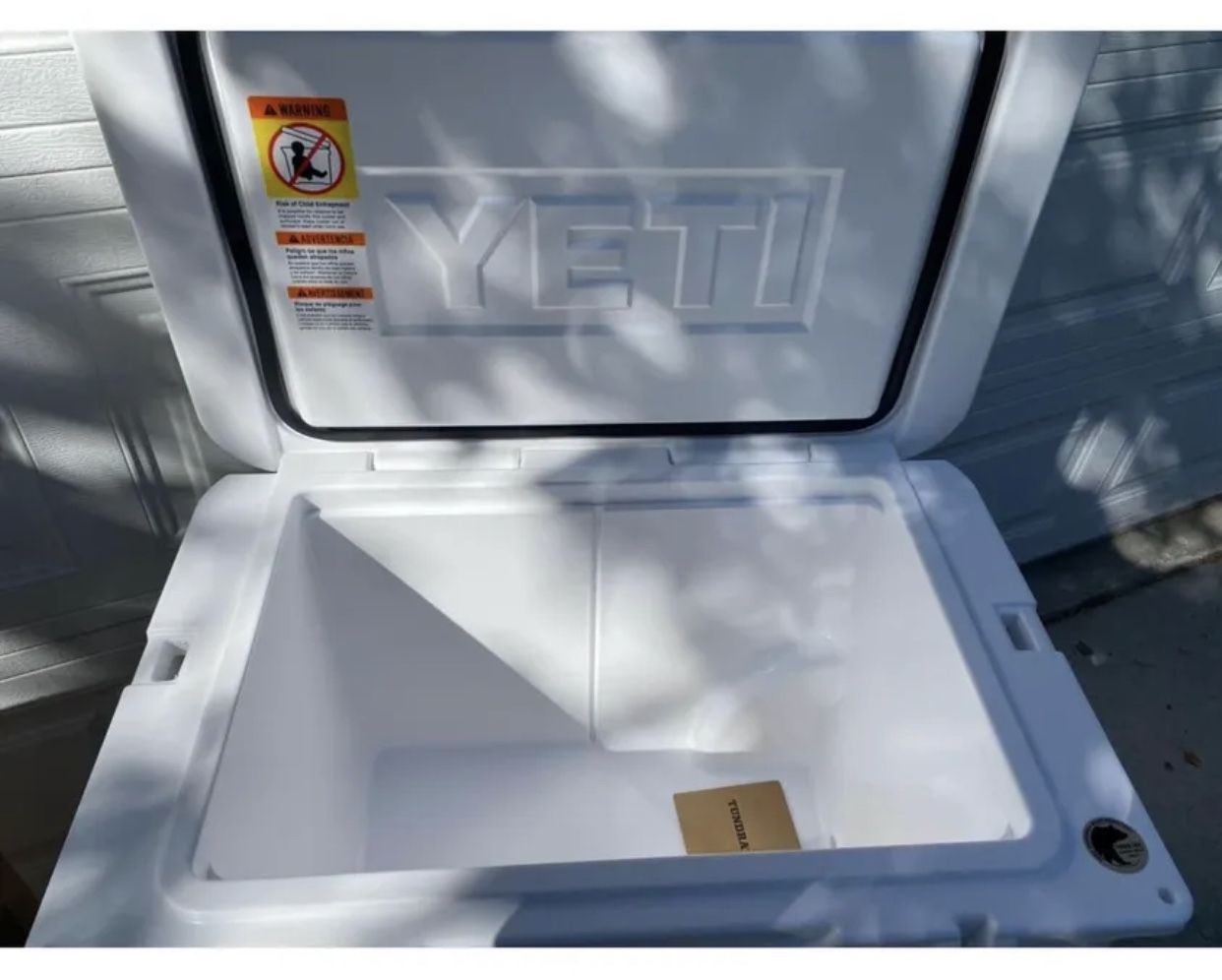 YETI TUNDRA HAUL reef blue YT60-12 Portable 45 quarts Hard Cooler on Wheels  Brand New for Sale in Austin, TX - OfferUp