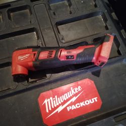 Milwaukee M18 Multi Tool