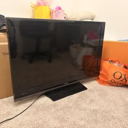 Used TV W/ Roku