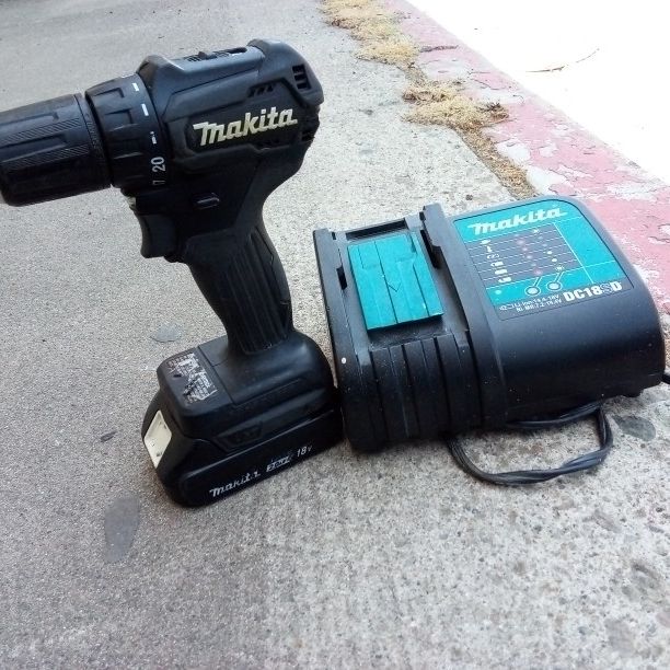 Makita XFD11 18V LXT Sub Compact Brushless 1 2 Driver Drill w Battery Charger for Sale in Anaheim CA OfferUp