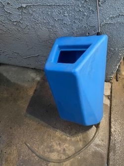 Cleaning Machinery And Professional Hopper Gun