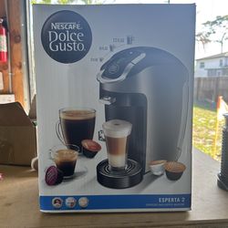 Nescafé Dolce Gusto and frother