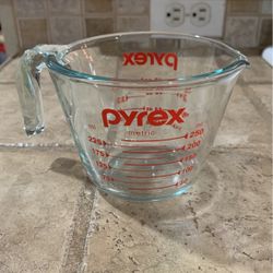 Pyrex Glass 1 Cup Measuring Cup