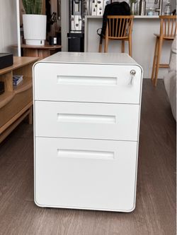 White 3-Drawer Metal File Cabinet (Laura Davidson Stockpile)