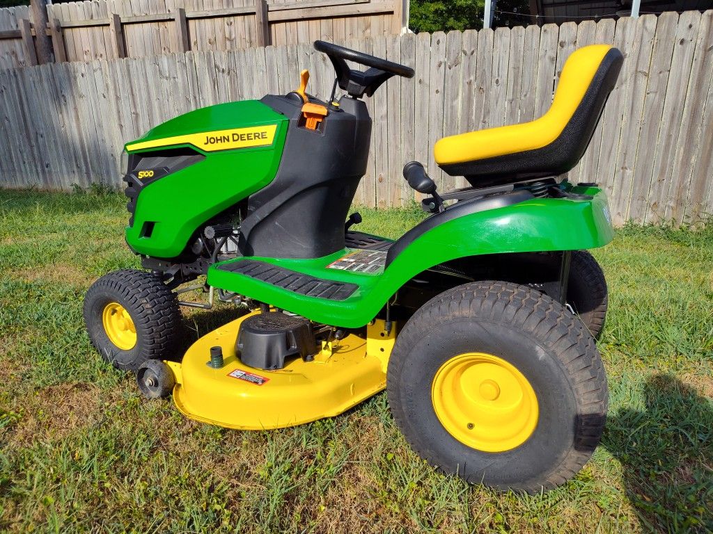 John Deere Riding Lawnmower 42" Mower
