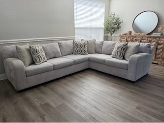 Off white sectional sofa set