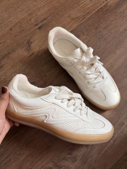 Madden girl sneakers