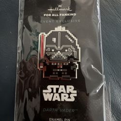 Brand New Event Exclusive Hallmark Darth Vader Flip Pin