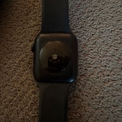 Apple Watch 44 mm SE