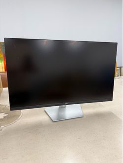 (2)Dell 27" 4K UHD monitor (3840x2160) with USB-C