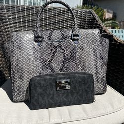 Michael Kors Purse