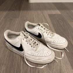 Nike Court Visions - Size 9.5 M US