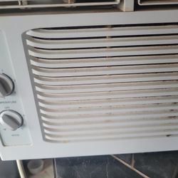 Ice Cold Window AC 5000 BTU