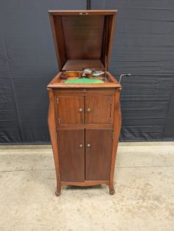 Vintage Victor VV-XI Victrola Phonograph Wood Cabinet