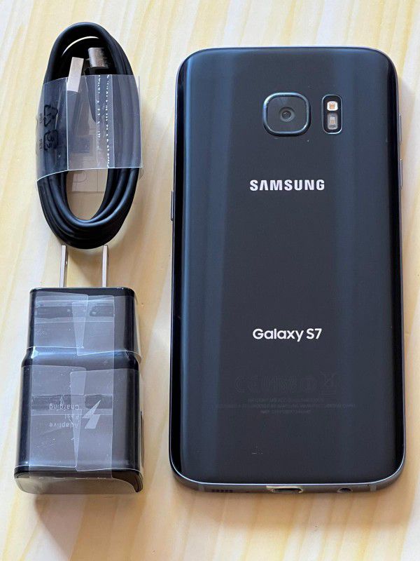 Samsung Galaxy S7, Factory Unlocked, Nothing wrong works perfectly, Excellent condition like new