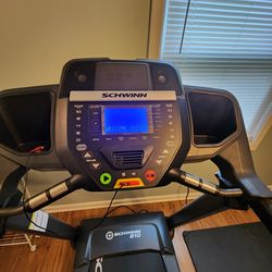 Schwinn 810 Treadmill 