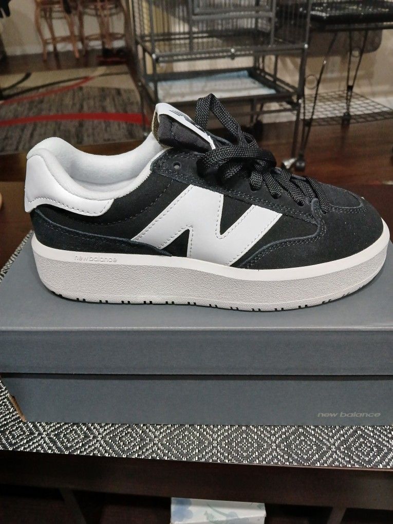 New Balance Men's Shoes Size 5