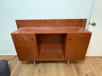 Free tv table