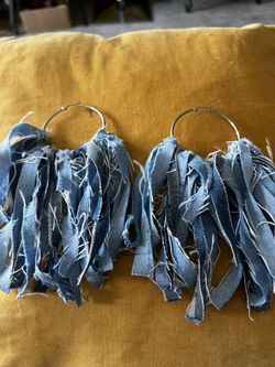 Different Styles Of Damn Earrings