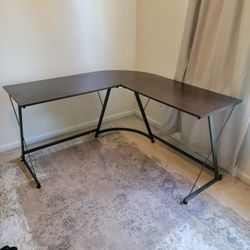 Corner Desk Good Condition