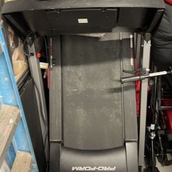 Treadmill $75 Must Go ASAP! I Originally Wanted $150 So Get It While Is Hot!!