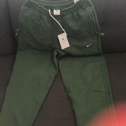 NWT Nike Sweatpants