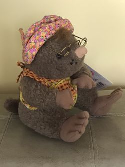 Hallmark Storybook Myra Mole