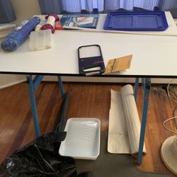 Craft Table. Folding