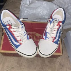 Vans 