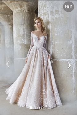 Hayley Paige Stevie Wedding Gown