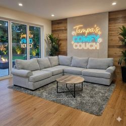 🛋️ Light Gray Symmetrical Sectional Sofa (Delivery Available!! )