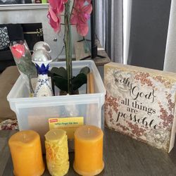 Decorations 