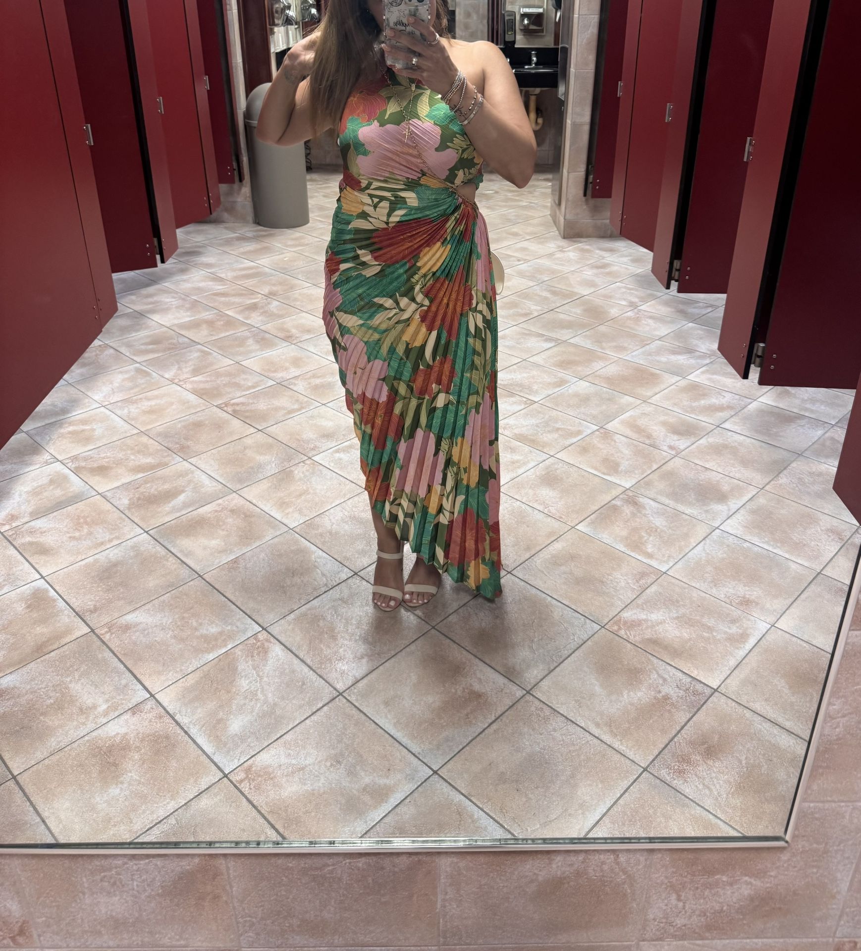 Cocktail or semi-informal dress for wedding, baptism or party 🎉 beautiful fabric, comfortable size Small is like medium