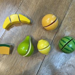 Melissa & Doug Wooden Cutting Fruit