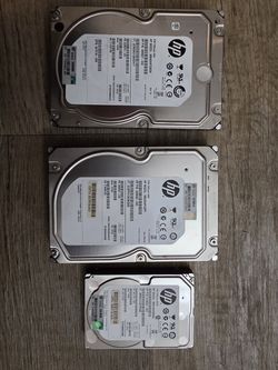 Lot of 28 hp hard drive