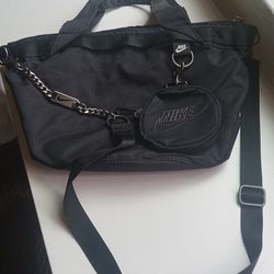 NIKE Bucket Bag