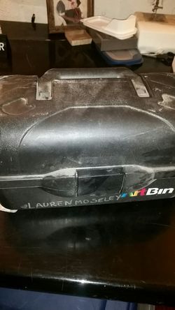 Art bin