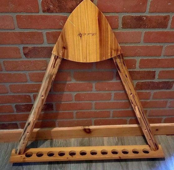 Rush Creek Archery Bow and Arrows Display Rack/Wall Mount